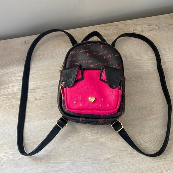 Betsy Johnson Mini Kitsch Dog Puppy Backpack Black Pink - Picture 1 of 9